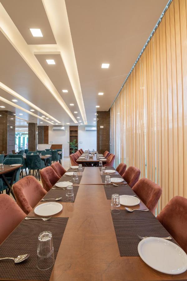 Hotel Vivaan Regency Haridwar Bagian luar foto