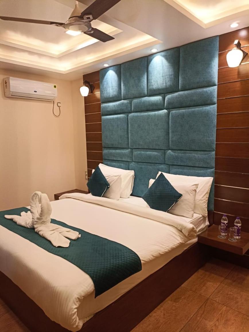 Hotel Vivaan Regency Haridwar Bagian luar foto